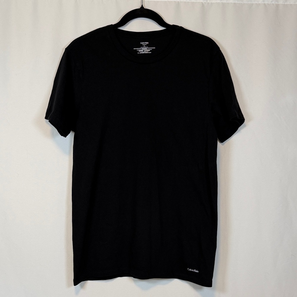 Calvin Klein Men's Classic Black Tee Size Medium